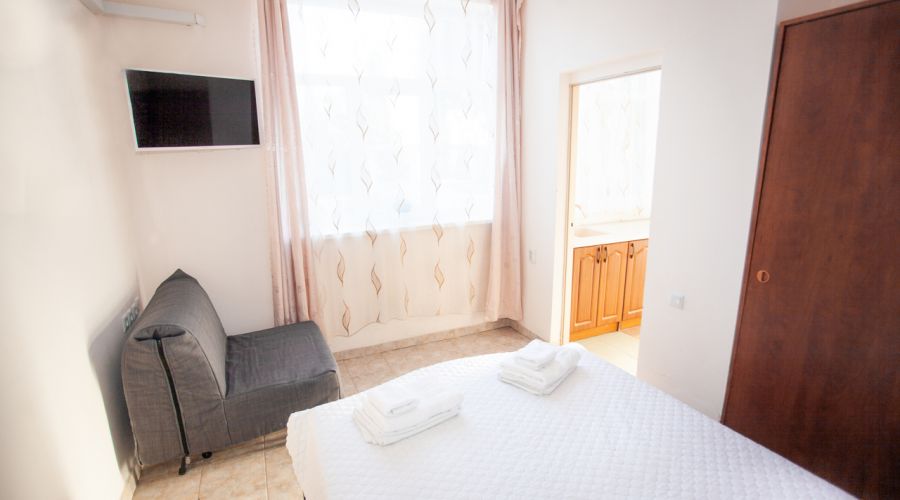 Эконом Базовый 3-местный 1-комнатный с мини-кухней