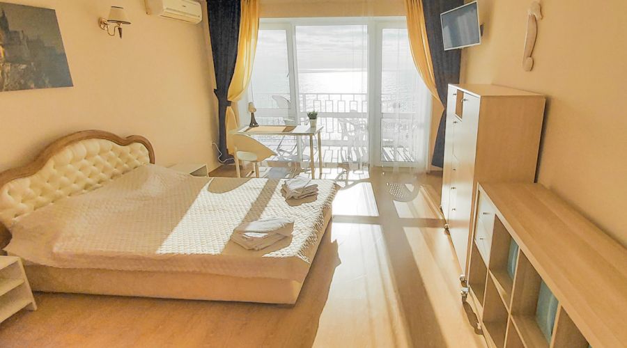 Люкс 4-местный 2-комнатный