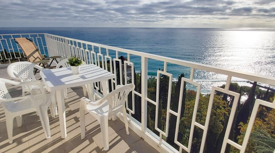 Люкс 4-местный 2-комнатный