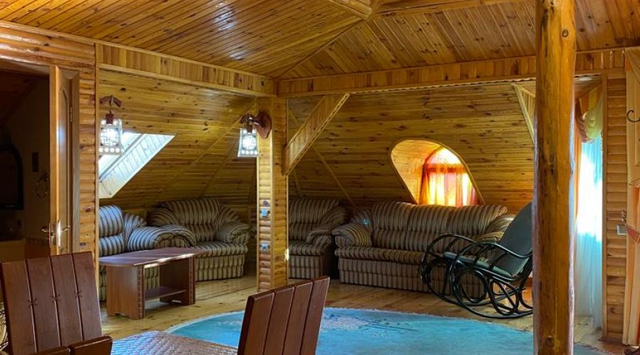 Люкс 4-местный 3-комнатный