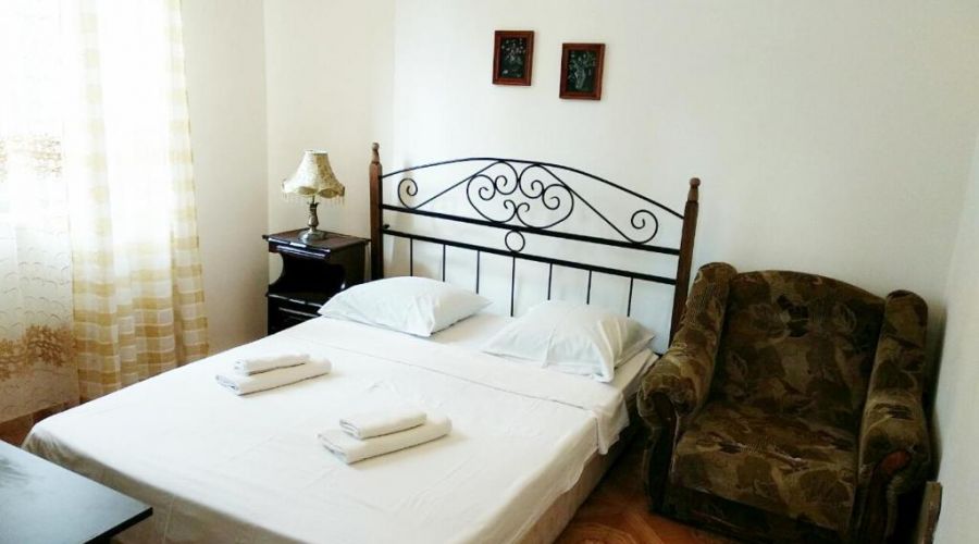 Эконом 2-местный 1-комнатный с видом на зеленую зону (без балкона)