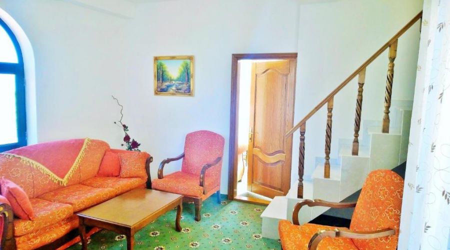 Люкс 4-местный 2-этажный 3-комнатный с видом на море (с балконом, лоджией)