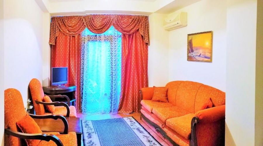 Люкс 2-местный 2-комнатный с видом на зеленую зону (с балконом)