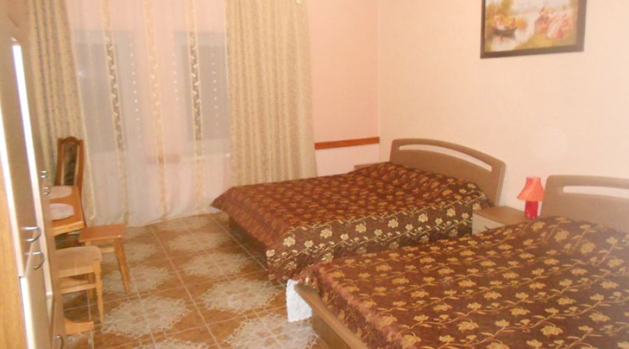 Номер 4-местный 1-комнатный с кухней