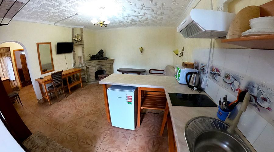 Номер ВИП 3-местный 2-комнатный с сауной и кухней