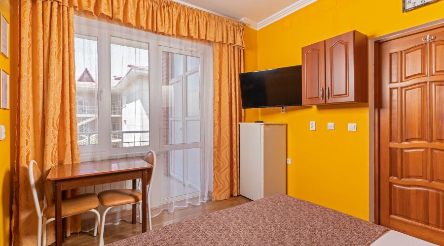 Полулюкс Полулюкс с балконом