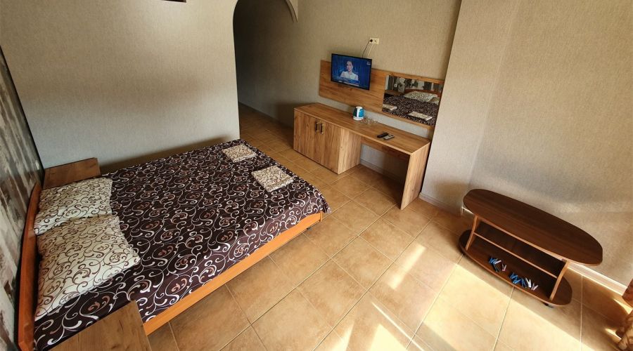 Семейный Полулюкс 4-местный 2-комнатный