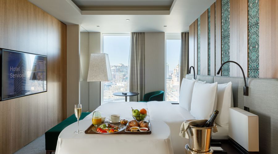 Джуниор сюит 2 местный DBL вид город