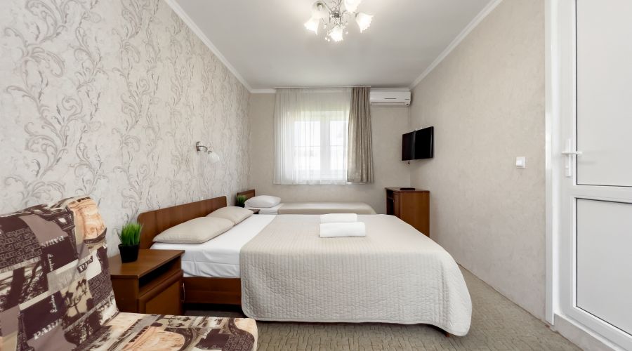 Семейный Семейный 4-местный