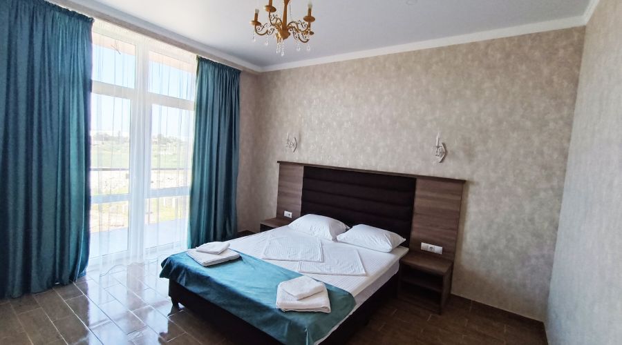 Люкс 4-местный 2-комнатный