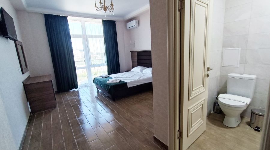 Люкс 4-местный 2-комнатный