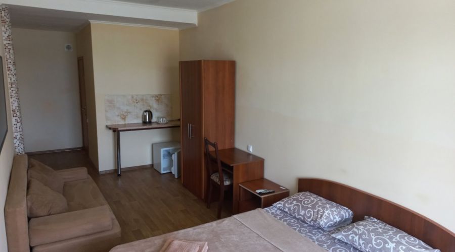 Стандартный 4-местный 1-комнатный