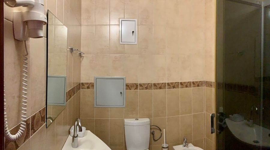 Люкс 4-местный 2-комнатный с двумя балконами