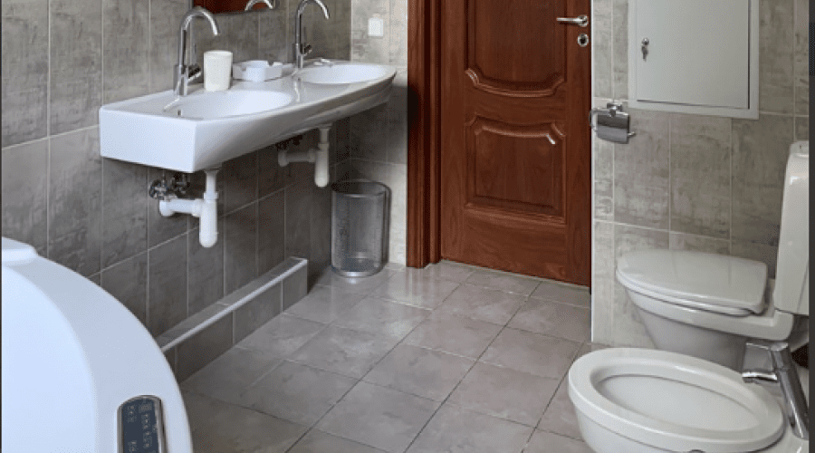 Люкс 4-местный 3-комнатный с двумя балконами