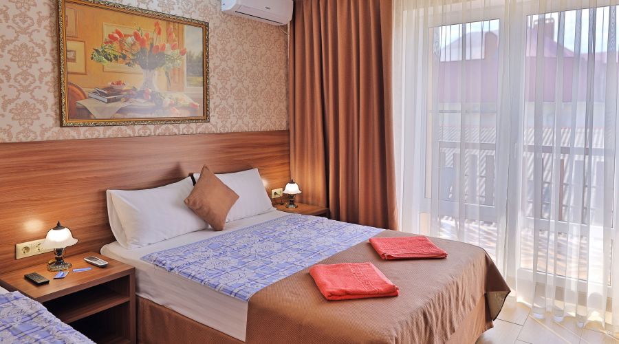 Номер 3-местный номер с балконом