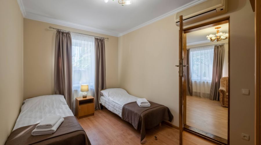 Семейный 6-местный №11