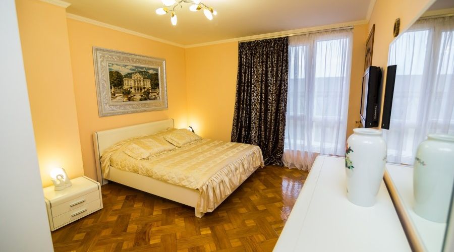 Люкс 5-местный с террасой №1-2