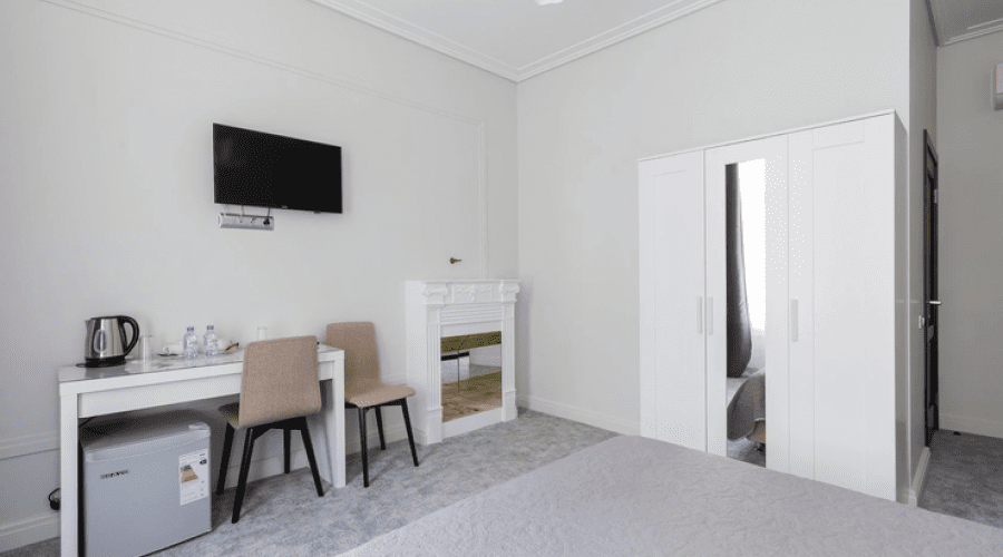 Улучшенный 2-местный с панорамным окном и видом на Невский