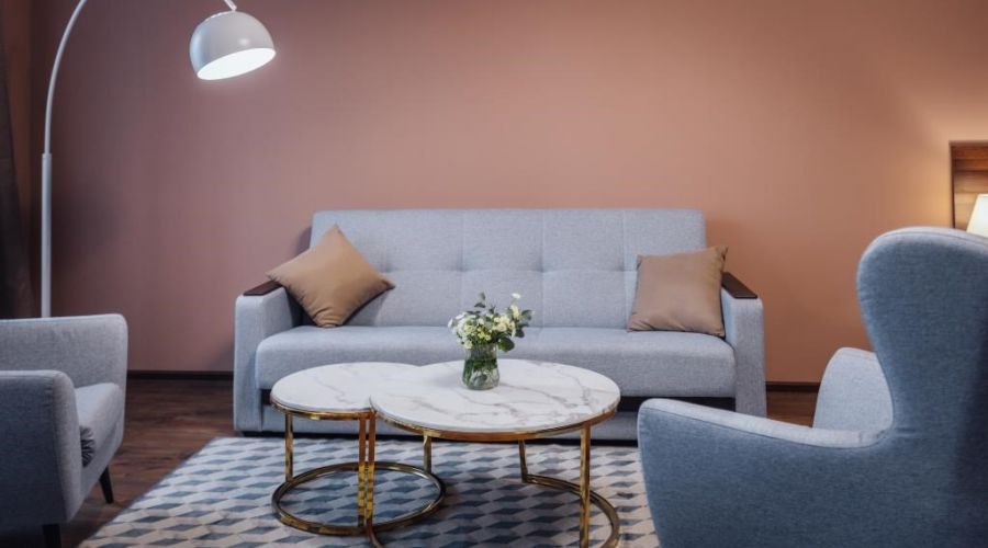 Люкс с балконом и видом на Казанский Собор