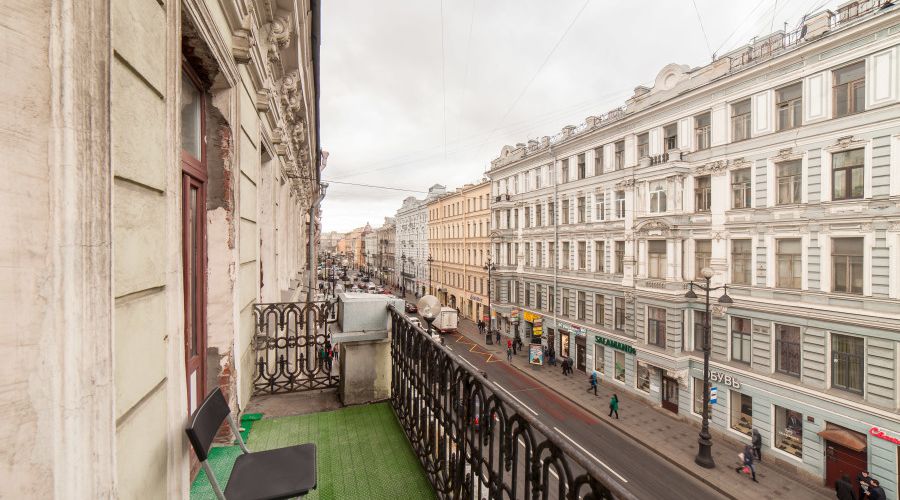 Стандарт 2-местный с балконом (без удобств)