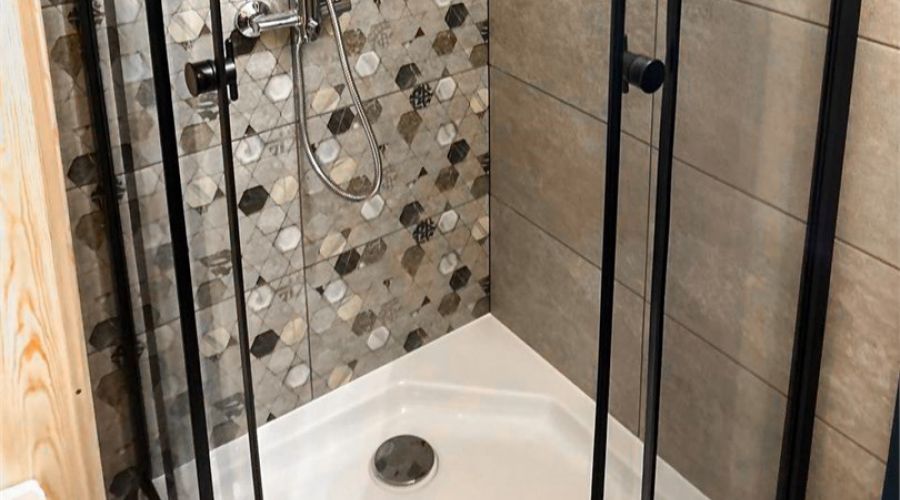 Барн 8-местный №2