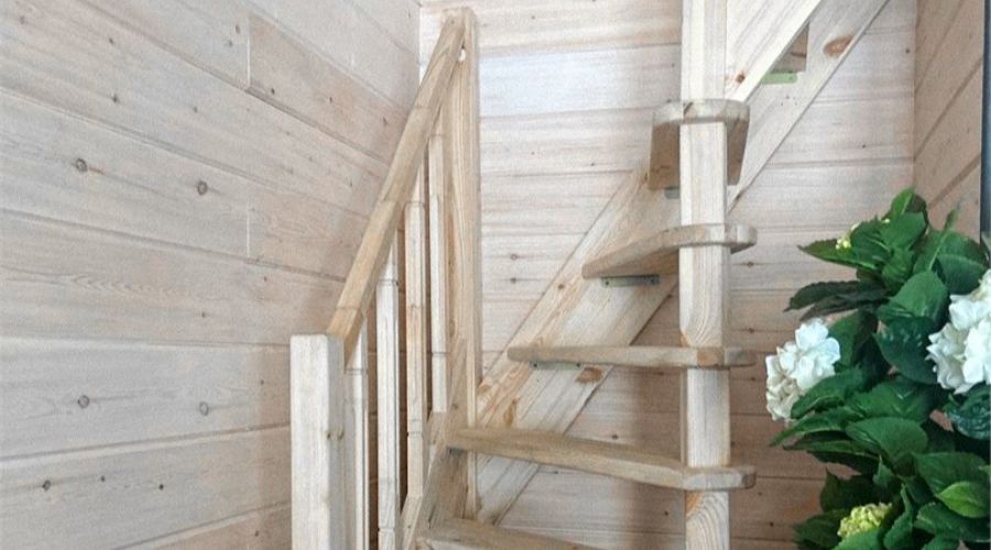 Барн 8-местный №1