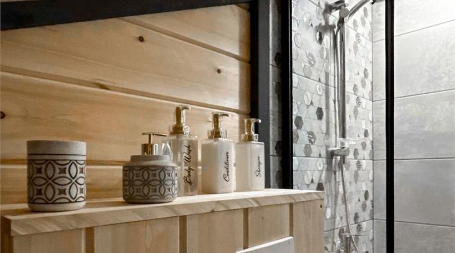 Барн 8-местный №2