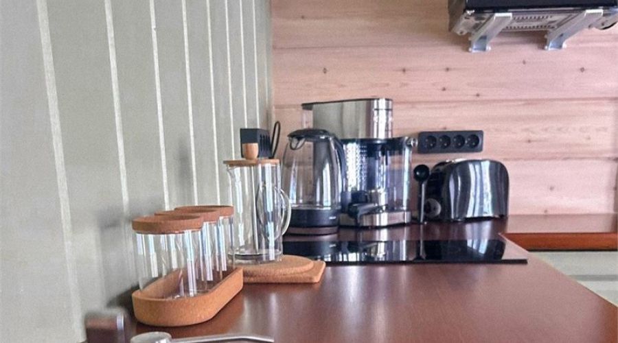 Барн 8-местный №1