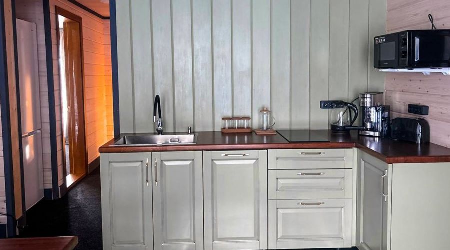 Барн 8-местный №1