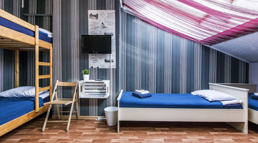 Семейный 5-местный с общей ванной комнатой