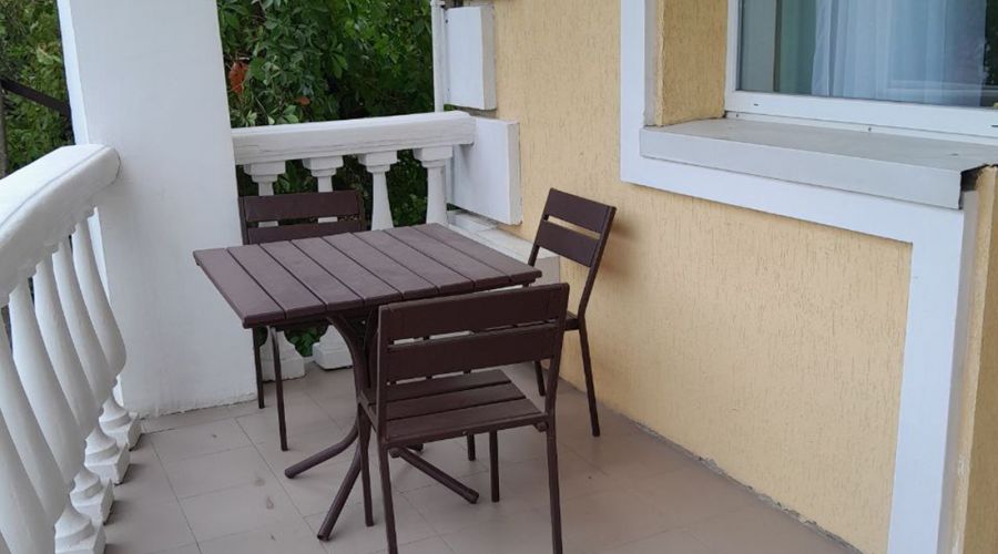 Улучшенный 2-местный 1-комнатный с балконом