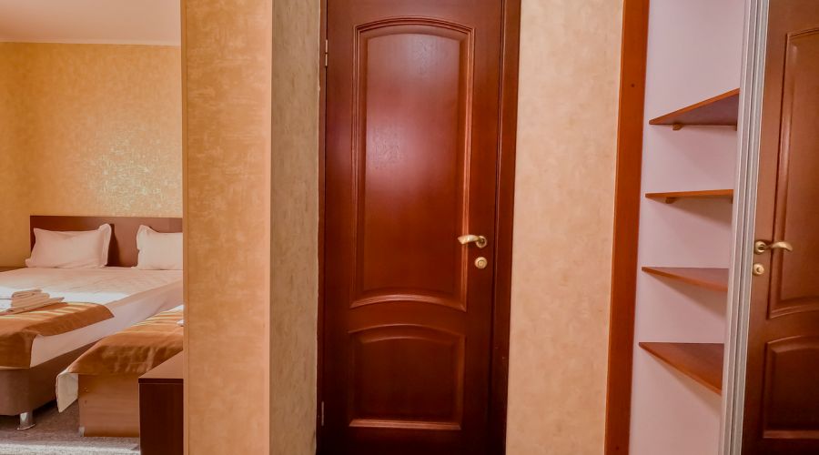 Стандарт 3-местный с балконом