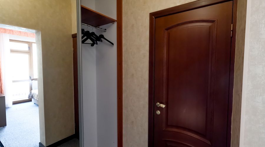 Стандарт 4-местный без балкона