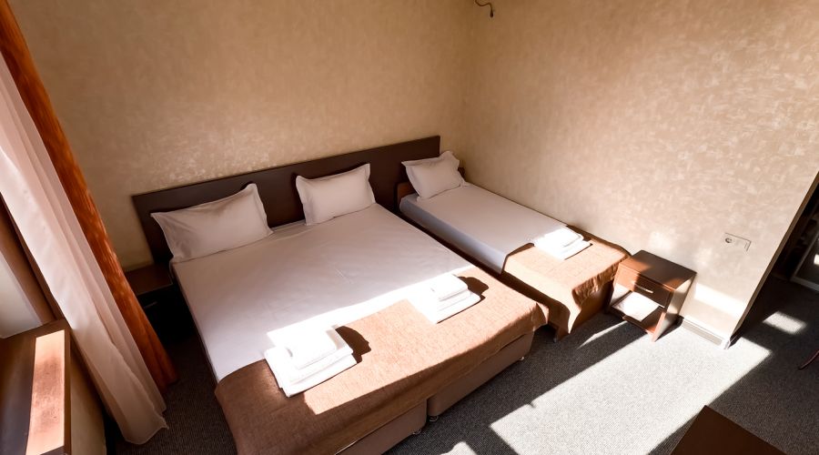 Стандарт 3-местный с балконом