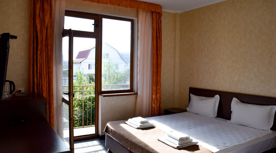 Стандарт 3-местный с балконом