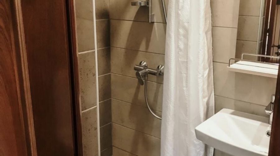 Комфорт 4-местный  с доп.местом и панорамным окном