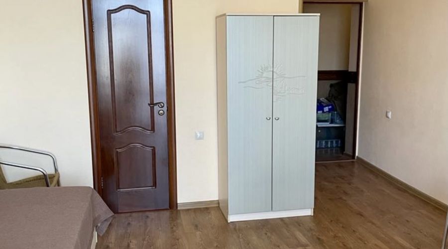 Комфорт 4-местный  с доп.местом и панорамным окном