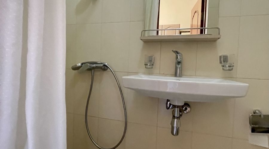 Комфорт 3-местный с панорамным окном