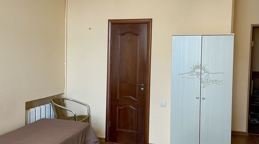 Комфорт 4-местный  с доп.местом и панорамным окном