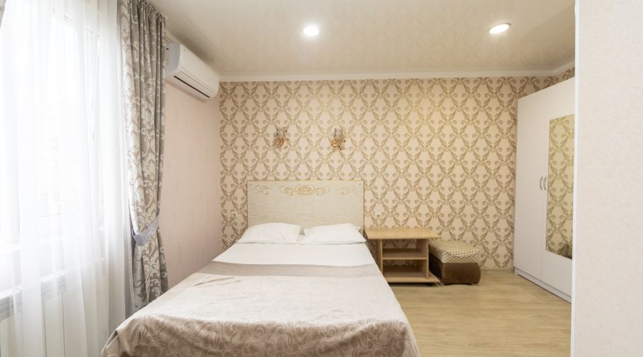 Стандарт 3-местный без балкона