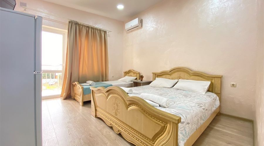 Стандарт 3-местный с балконом