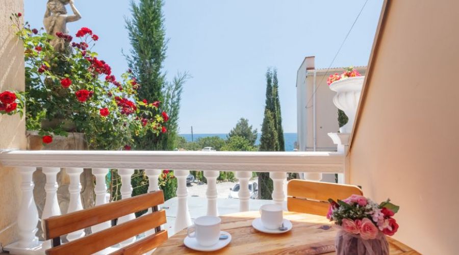 Студия 4-местная 2-комнатная