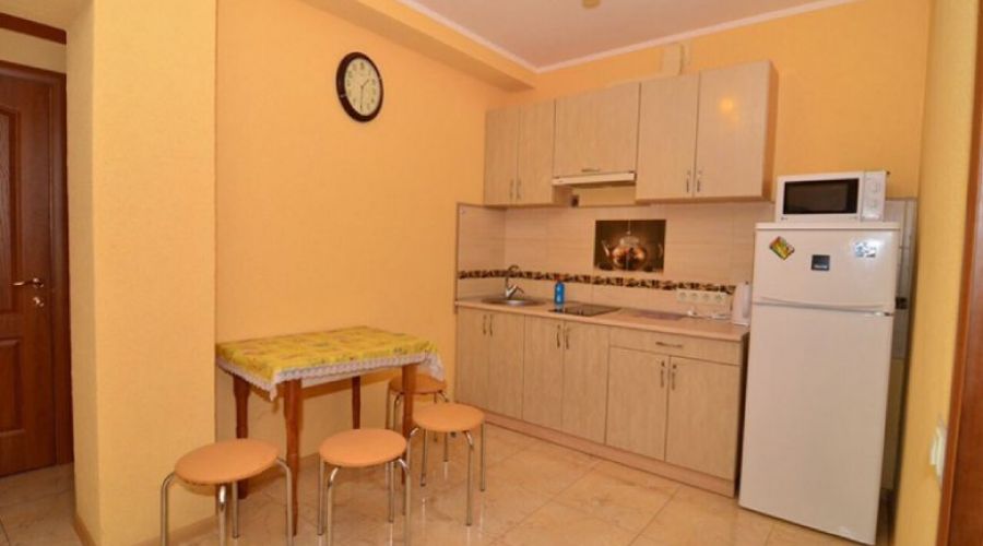 Комфорт 6-местный 3-комнатный 2 этаж