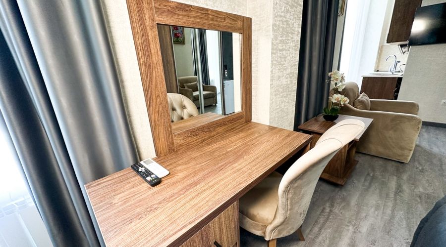 Студия 3-местная