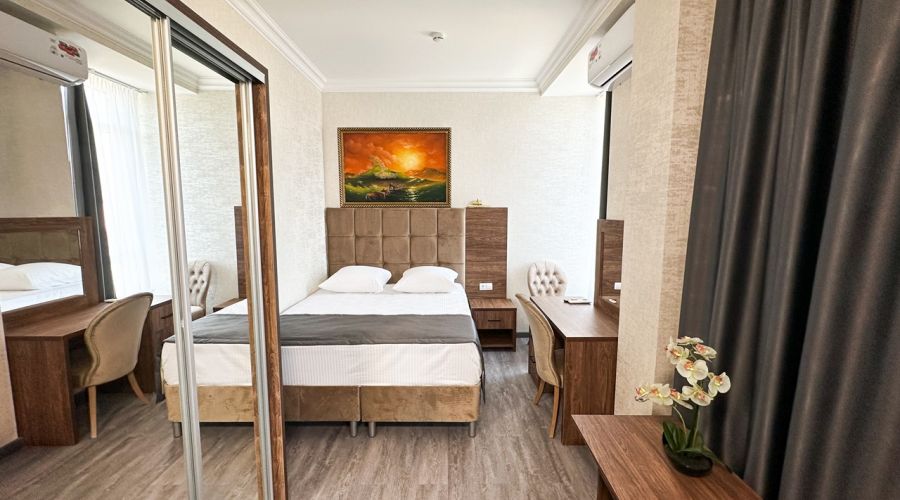 Студия 3-местная