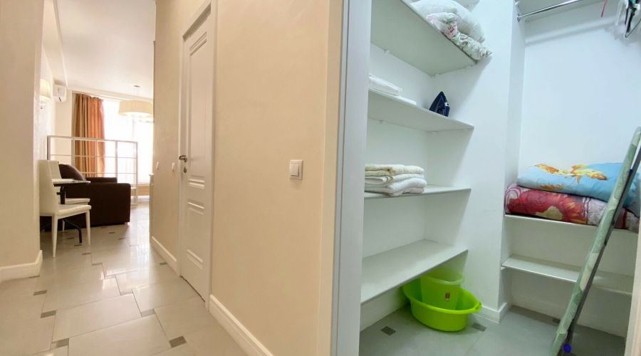 Студия 0616 4-местн. с балконом