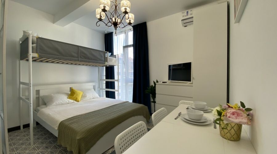 Студия Евростудия 3-местная