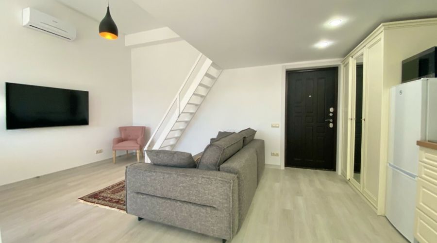 Апартаменты 0104 Мезонин 4-местный с балконом