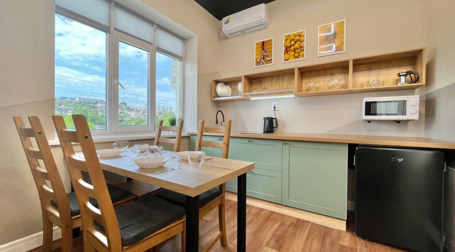 Студия 0185 Солнце 5-местный с отдельным входом