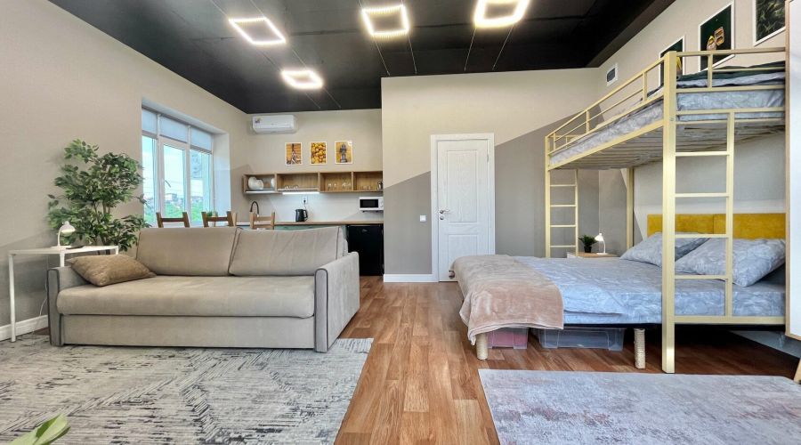 Студия 0185 Солнце 5-местный с отдельным входом